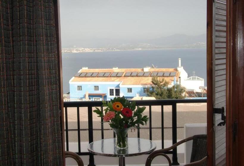 Triple Room Sea View, Avra