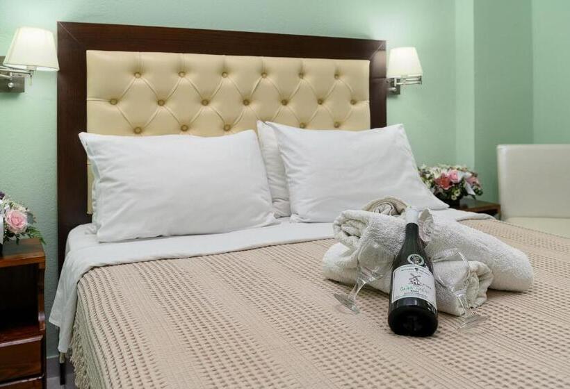 חדר סטנדרט יחיד עם מרפסת, Avra