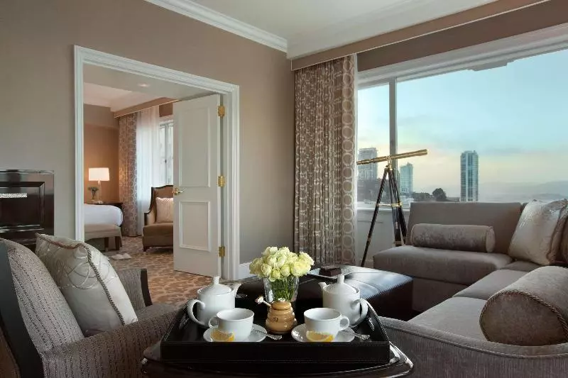 Triple Room Sea View, Avra