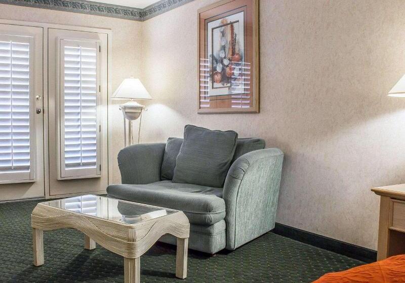 스탠다드 룸, Days Inn Corley Nec   M6