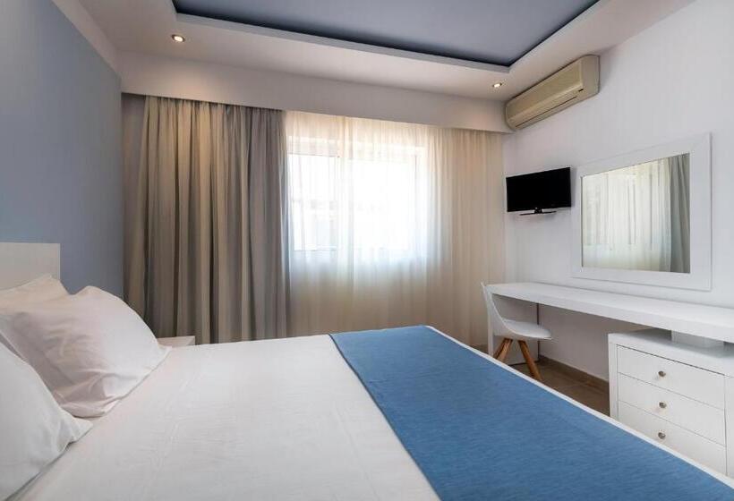 ジュニアスイート, Gaia Royal