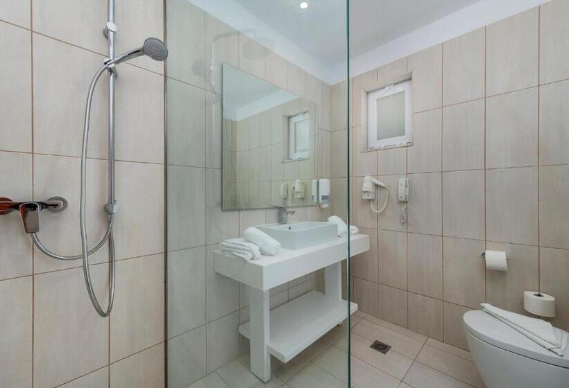 スーペリアファミリールーム, Gaia Royal