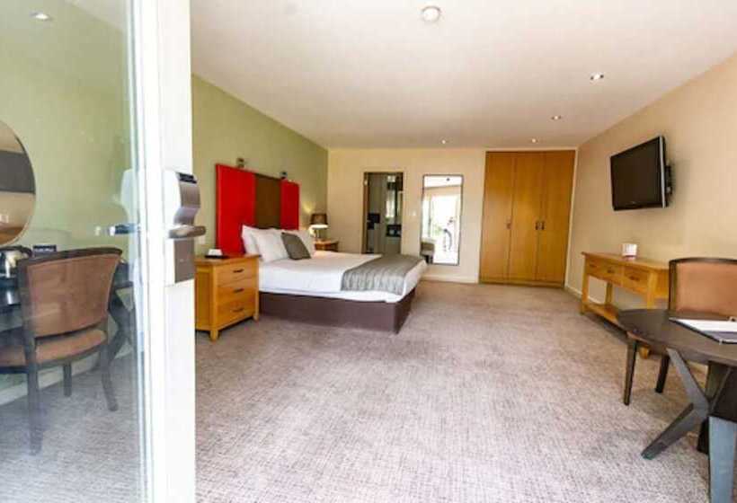 Номер Superior, Great Hallingbury Manor & Lodges