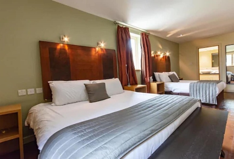 패밀리 룸, Great Hallingbury Manor & Lodges