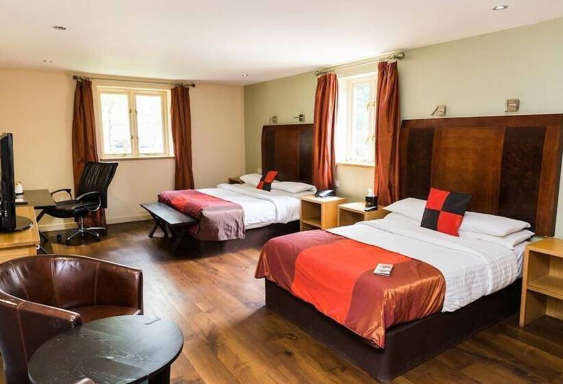 패밀리 룸, Great Hallingbury Manor & Lodges