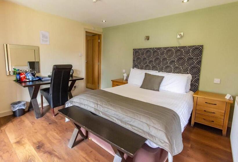 스탠다드 룸, Great Hallingbury Manor & Lodges