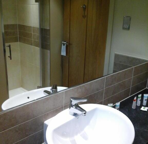 패밀리 룸, Great Hallingbury Manor & Lodges