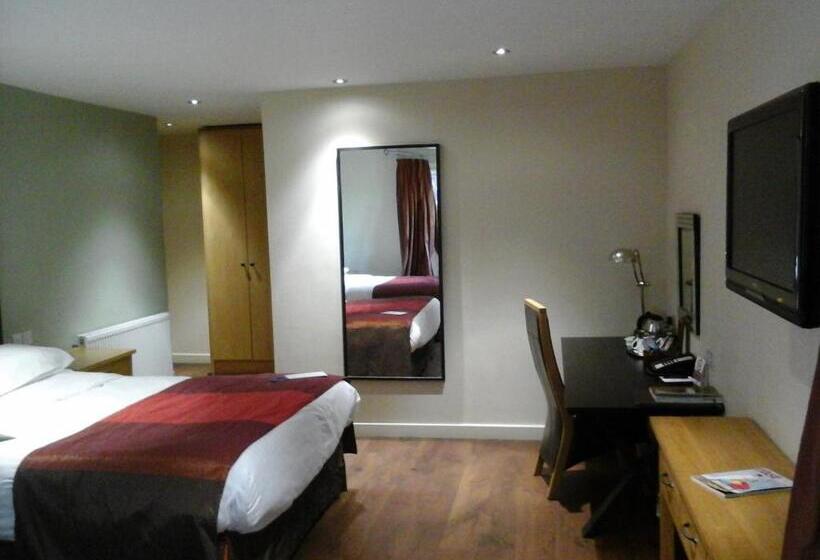 패밀리 룸, Great Hallingbury Manor & Lodges