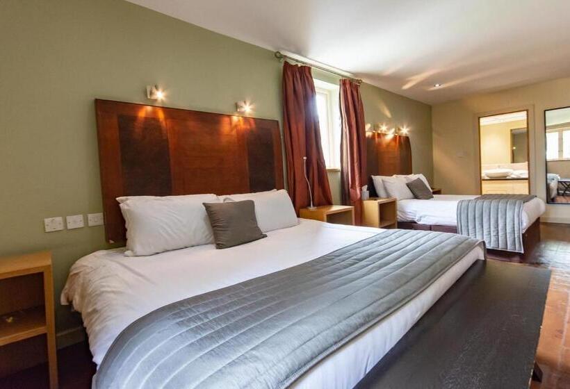 패밀리 룸, Great Hallingbury Manor & Lodges