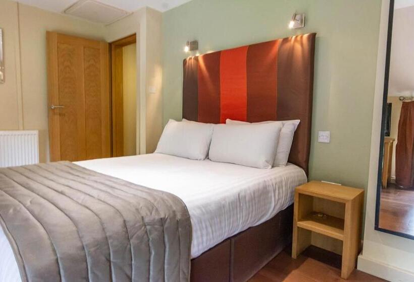 패밀리 룸, Great Hallingbury Manor & Lodges