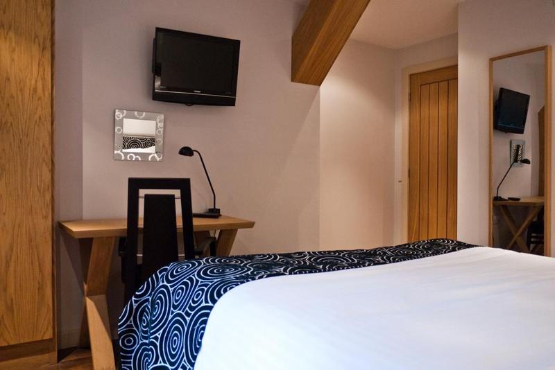 스탠다드 룸, Great Hallingbury Manor & Lodges