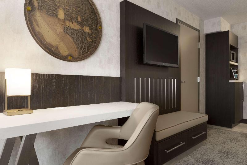 带大床的标准间, Hilton Garden Inn Washington Dc Downtown