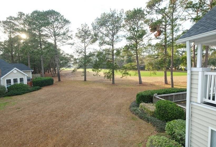 וילה עם 4 חדרי שינה, Litchfield Beach & Golf Resort