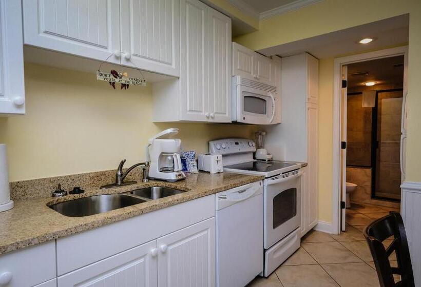 סוויטה נוף לבריכה, Litchfield Beach & Golf Resort