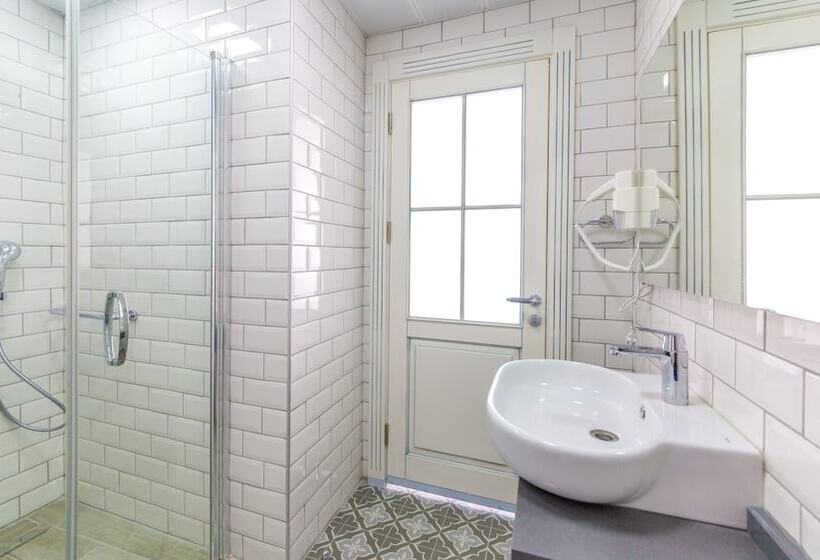 سوییت با چشمانداز دریا, Marmaris Beach