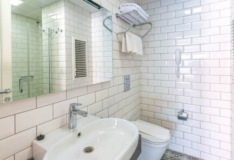 سوییت با چشمانداز دریا, Marmaris Beach