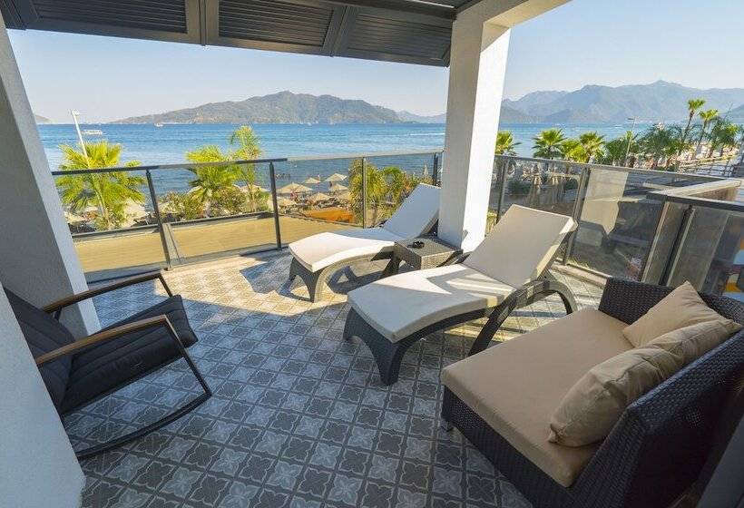 سوییت با چشمانداز دریا, Marmaris Beach