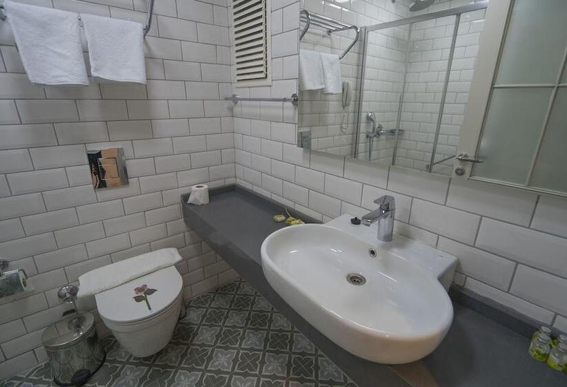 اتاق استاندارد سه نفره با چشمانداز کنار دریا, Marmaris Beach