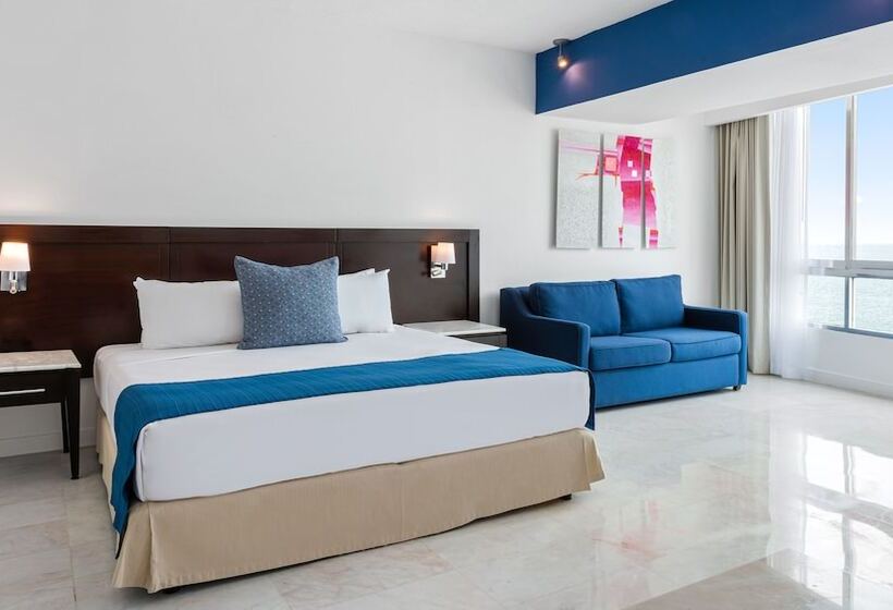 스탠다드 룸 킹사이즈 침대, Park Royal Beach Mazatlán