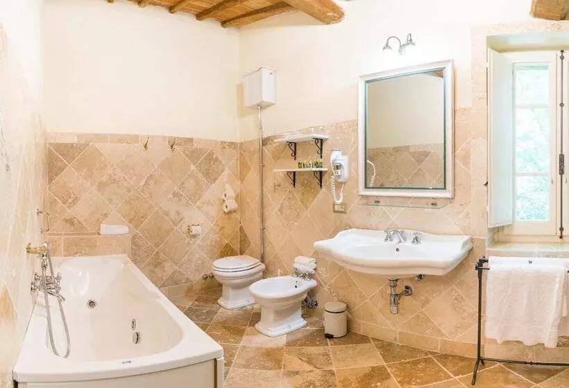 スーペリアールーム, Laticastelli Country Relais