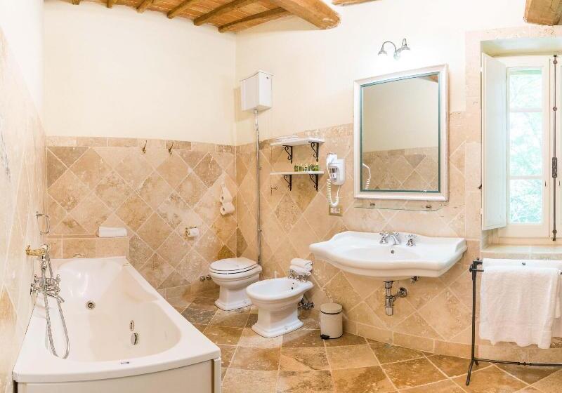Полулюкс, Laticastelli Country Relais