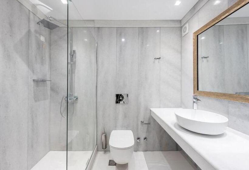 家庭套房, Saint George