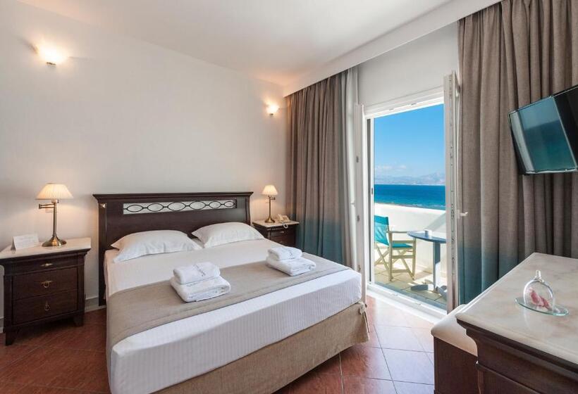 小型套房带海景, Saint George