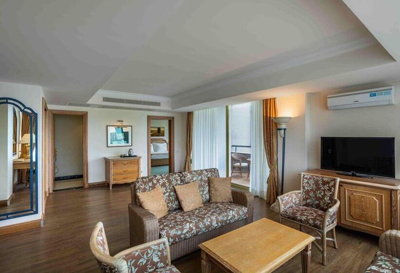 سوییت لوکس, Simena Comfort