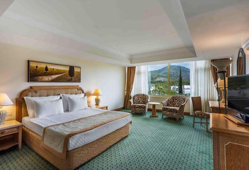 سوییت لوکس, Simena Comfort