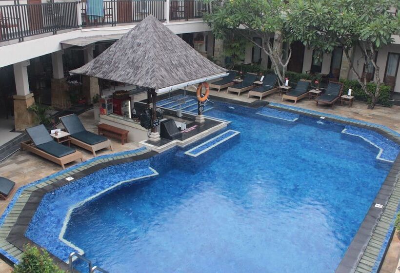 스탠다드 트리플 룸 풀장 전망, The Niche Bali