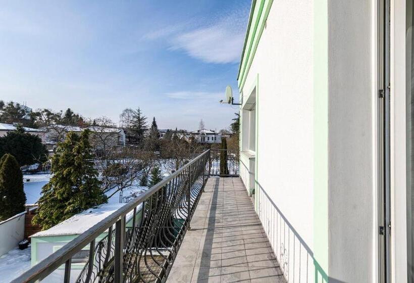 إستديو قياسى مزود بشرفة, Willa Albatros Happy Hours