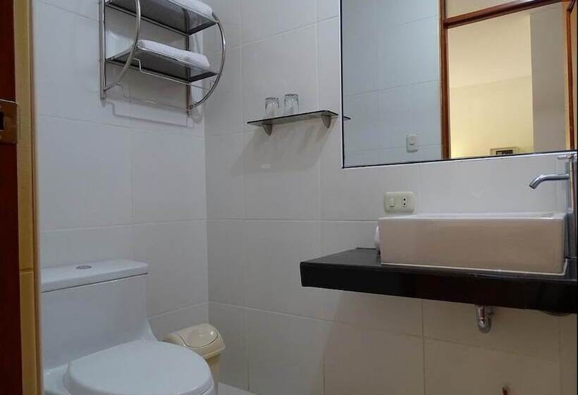 Номер Стандарт, Wiracocha Inn