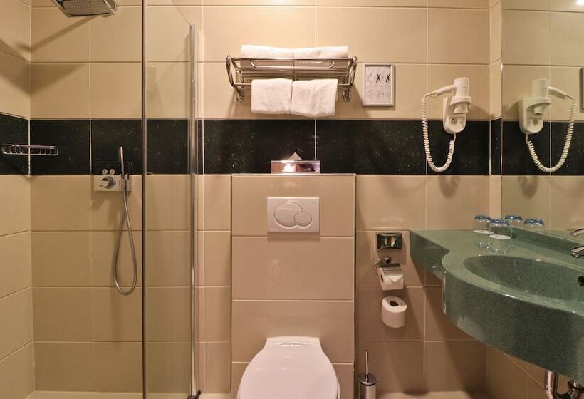 اتاق اکونومی, Xo Hotels Blue Square