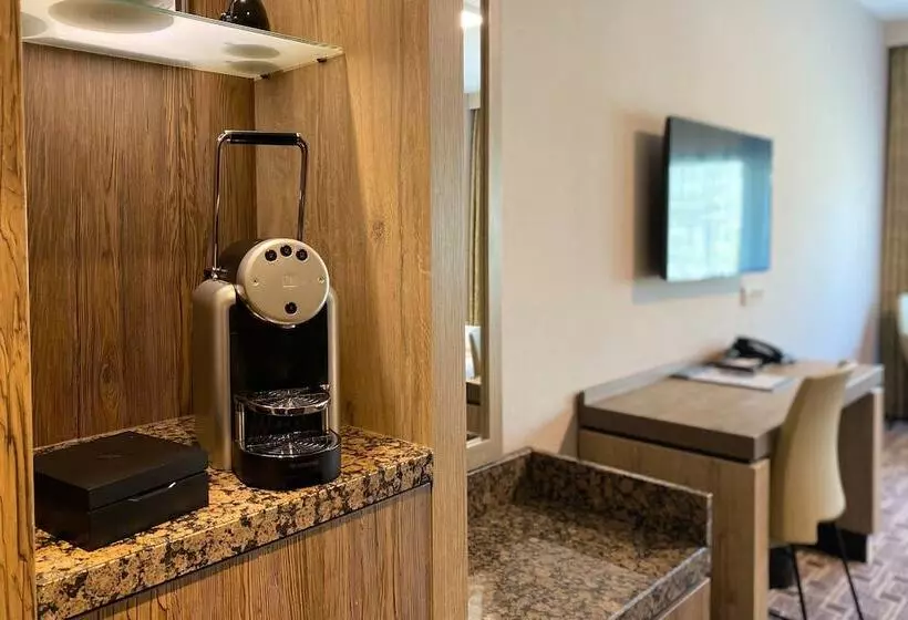 اتاق استاندارد سه نفره, Xo Hotels Blue Square