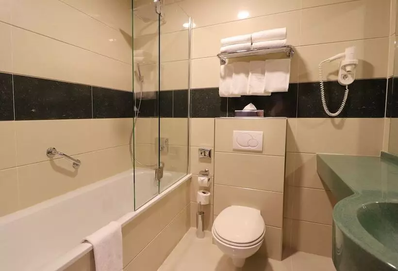 اتاق استاندارد چهار تخته, Xo Hotels Blue Square