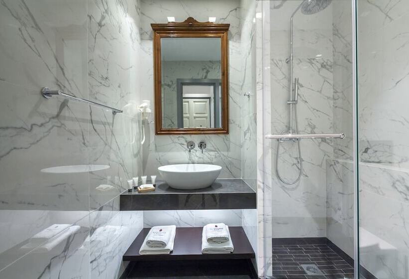 Номер Стандарт Трехместный, Hydroussa Hotel Hydra