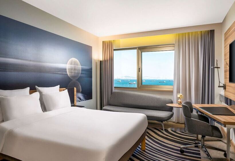 Superior Room, Novotel Istanbul Zeytinburnu