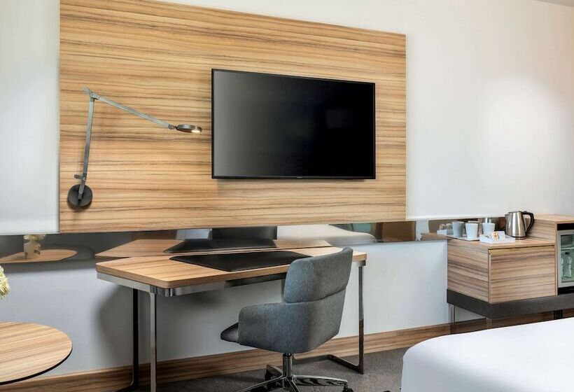 Executive Room, Novotel Istanbul Zeytinburnu