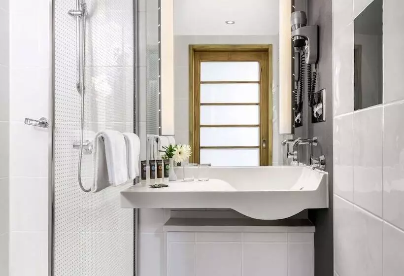 Standard Room, Novotel Istanbul Zeytinburnu