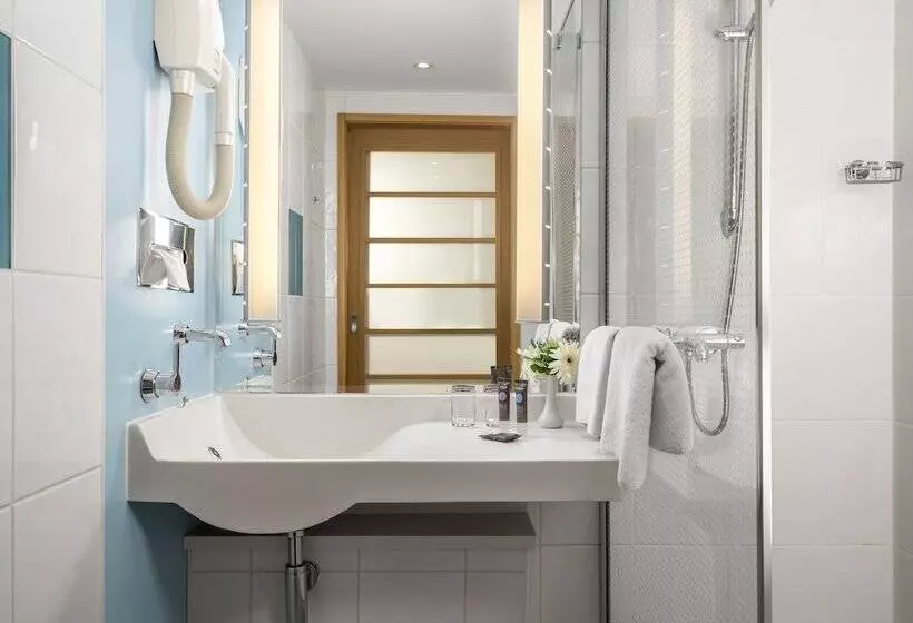 Standard Room, Novotel Istanbul Zeytinburnu
