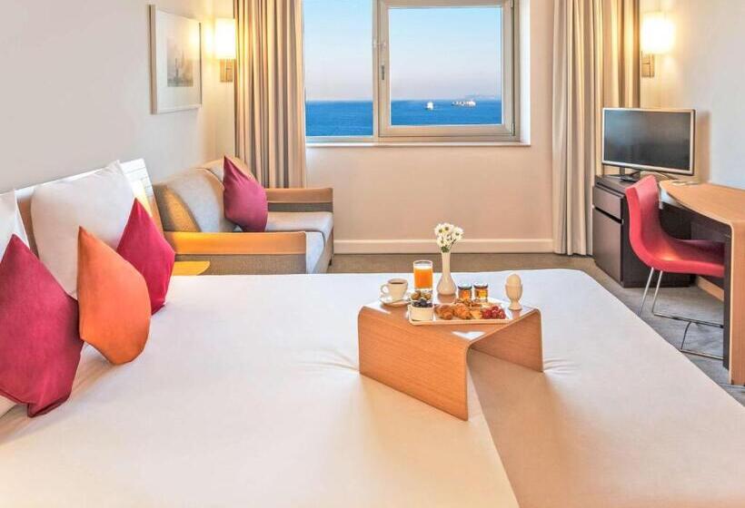 Executive Room, Novotel Istanbul Zeytinburnu