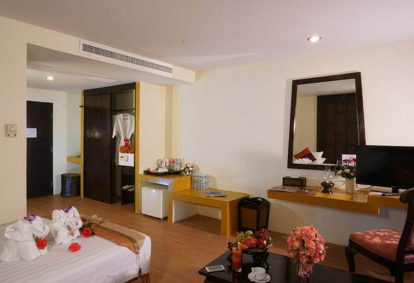Quarto Deluxe, Takolaburi Cultural Resort