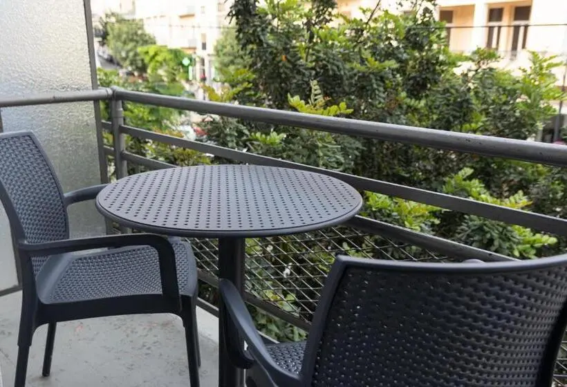 Standard Kolmen Hengen Huone, Plaza