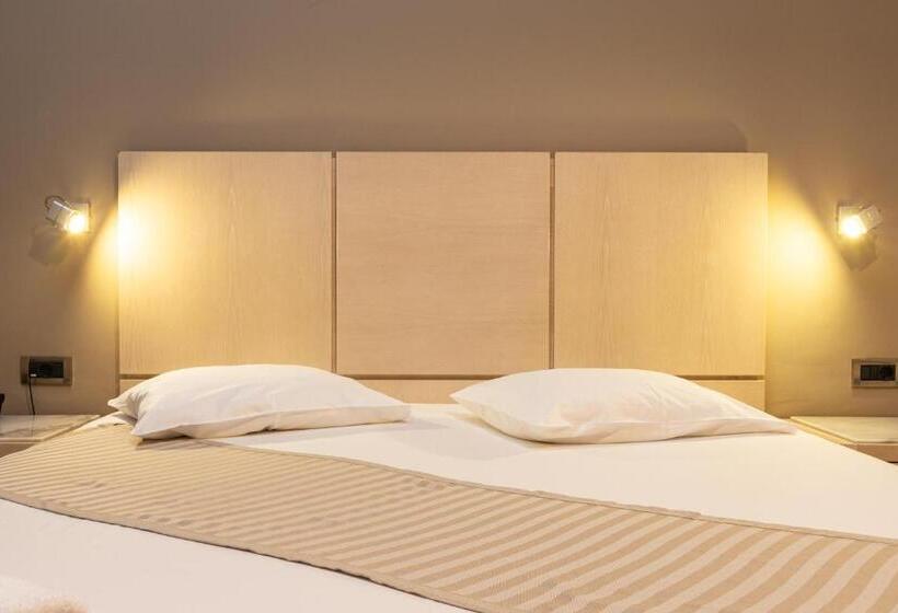 Номер Стандарт Трехместный, Plaza