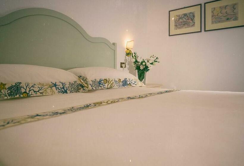 غرفة قياسية, Villa Maria