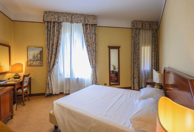 اتاق استاندارد, Albergo Reggio