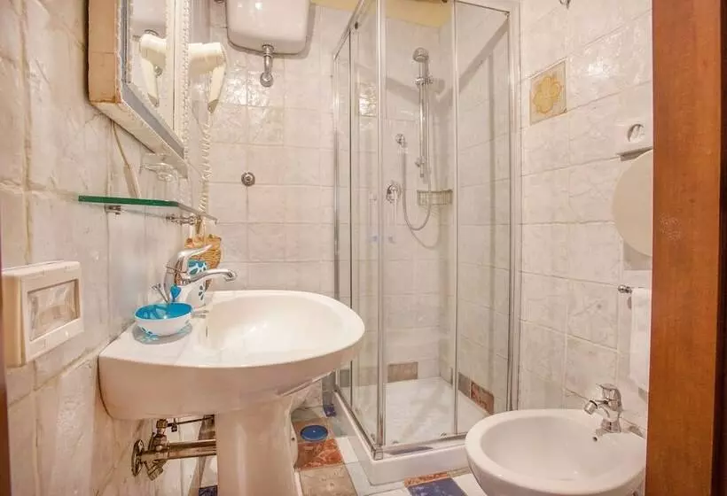 آپارتمان لوکس 1 خوابه, B&b L Alloggio Dei Vassalli