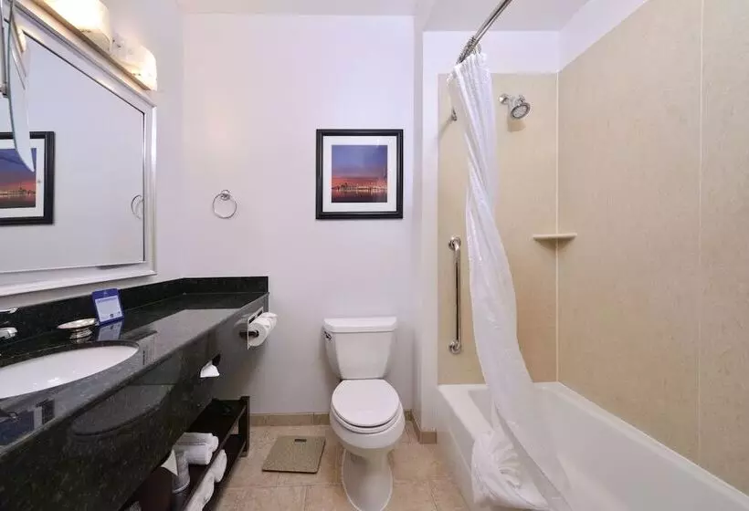 اتاق استاندارد با 2 تخت دوبل, Best Western Plus Hotel At The Convention Center