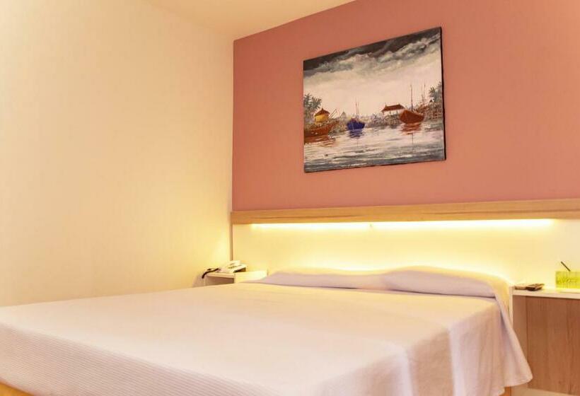 デラックスルーム, Bristol Upper Curitiba Alto Da Xv