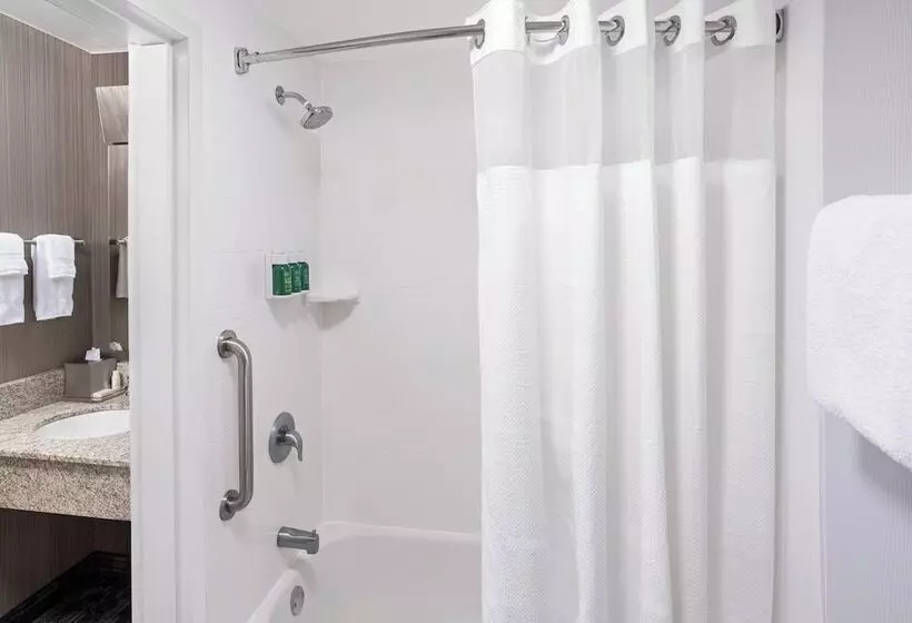 ２ダブルベッドのスタンダードルーム, Courtyard By Marriott Jersey City Newport
